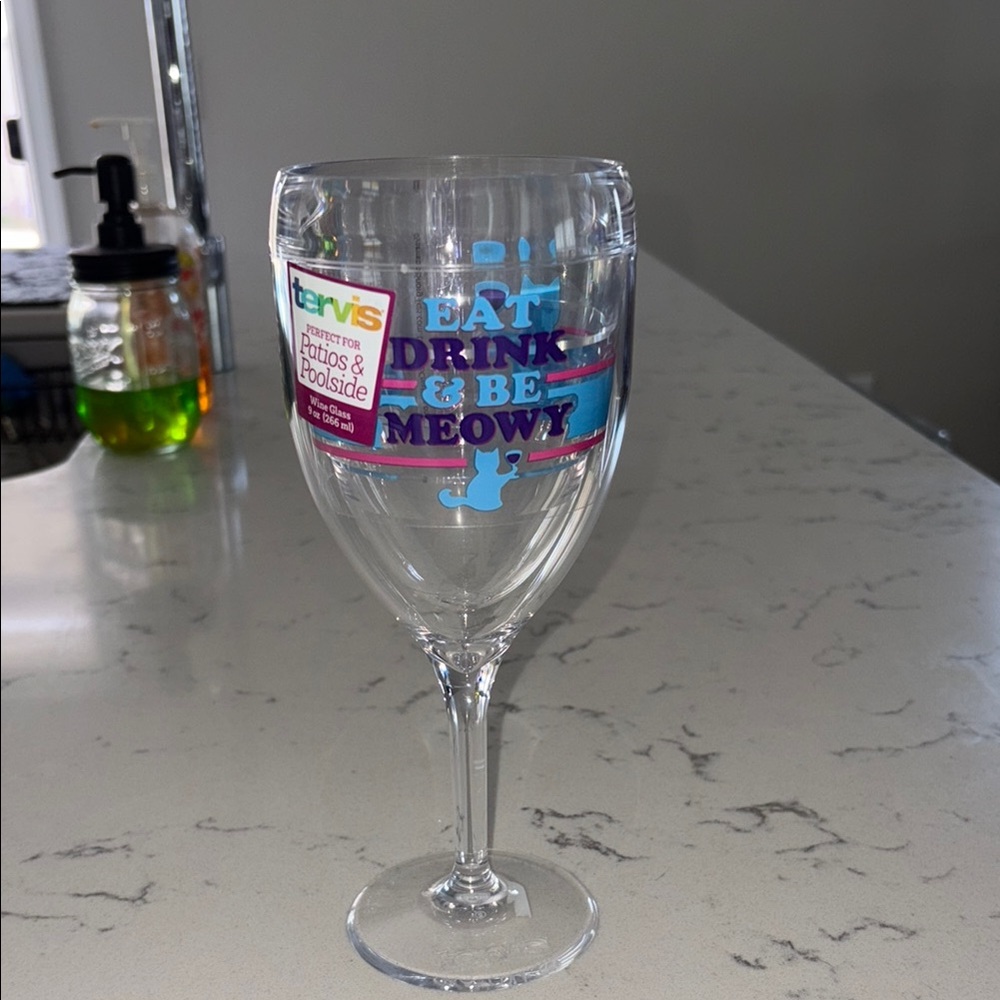 Tervis Clear Wine Glass with Blue and Purple Design